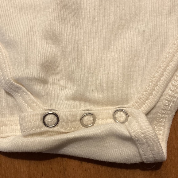 A Little Lark onesie - Picture 4 of 6